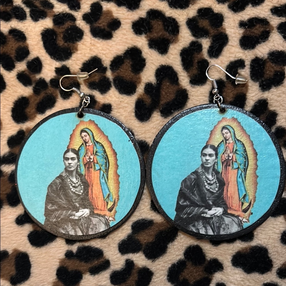FRIDA KAHLO ♥️ Virgin Mary Wood Earrings Handmade Mexican Artist Guadalupe Icon